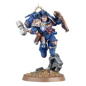 Space Marines: Captain with Jump Pack & Relic Shield
